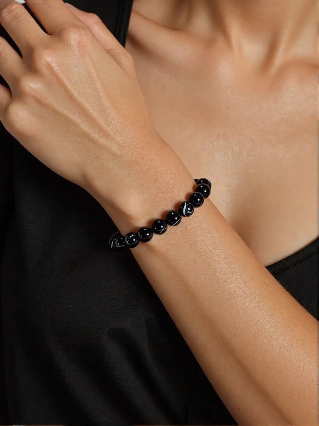 Natural Black  Sardonyx Agate Bracelet (12mm)