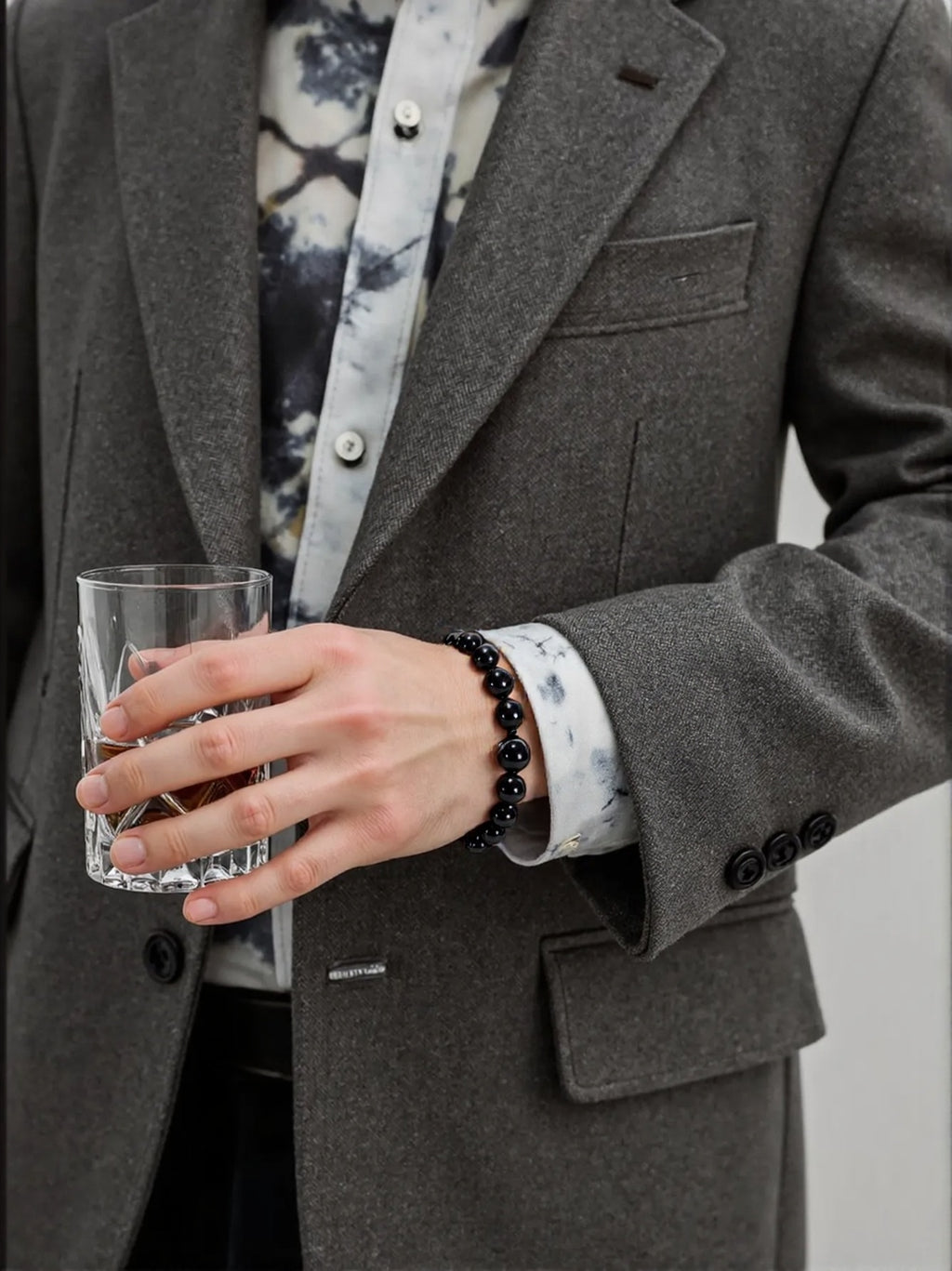 Natural Black  Sardonyx Agate Bracelet (12mm)