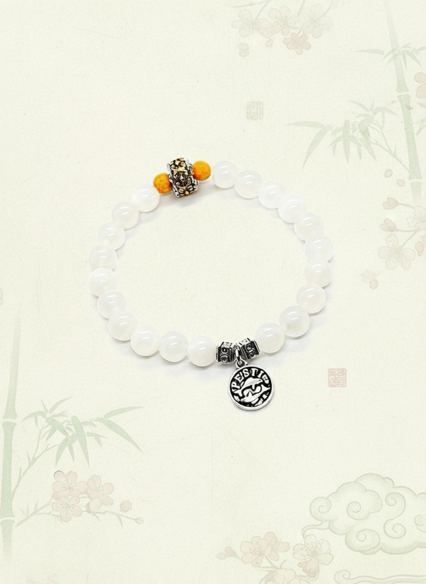 PISCES Natural White Moonstone Bracelet (8mm)